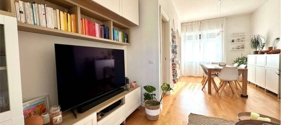 2 bedrooms Apartment in Verbania, Italy No. 336279 4