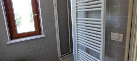 7-salle Appartement à Cuneo, Italy No. 47480 18