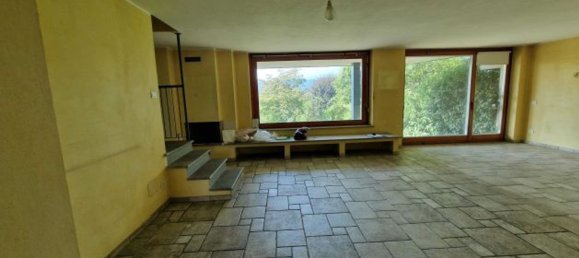 7-salle Appartement à Cuneo, Italy No. 47480 6