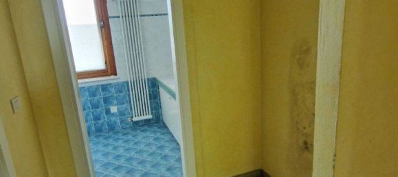 7-salle Appartement à Cuneo, Italy No. 47480 16