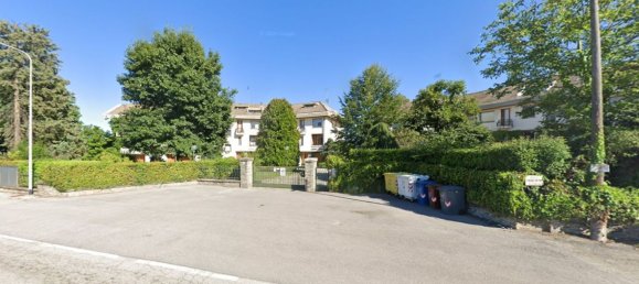 7-salle Appartement à Cuneo, Italy No. 47480 2