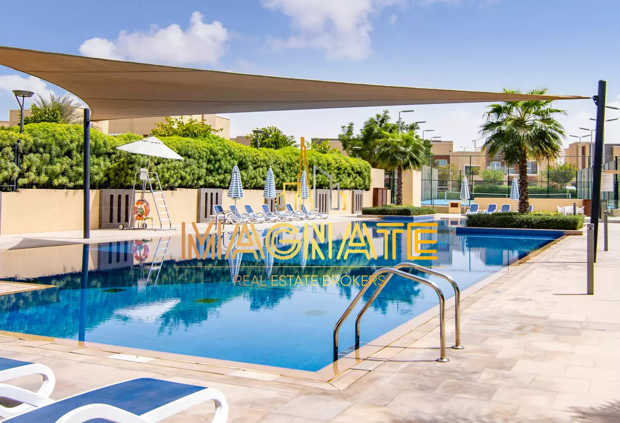 5 bedrooms Villa in Al Barsha, UAE No. 799