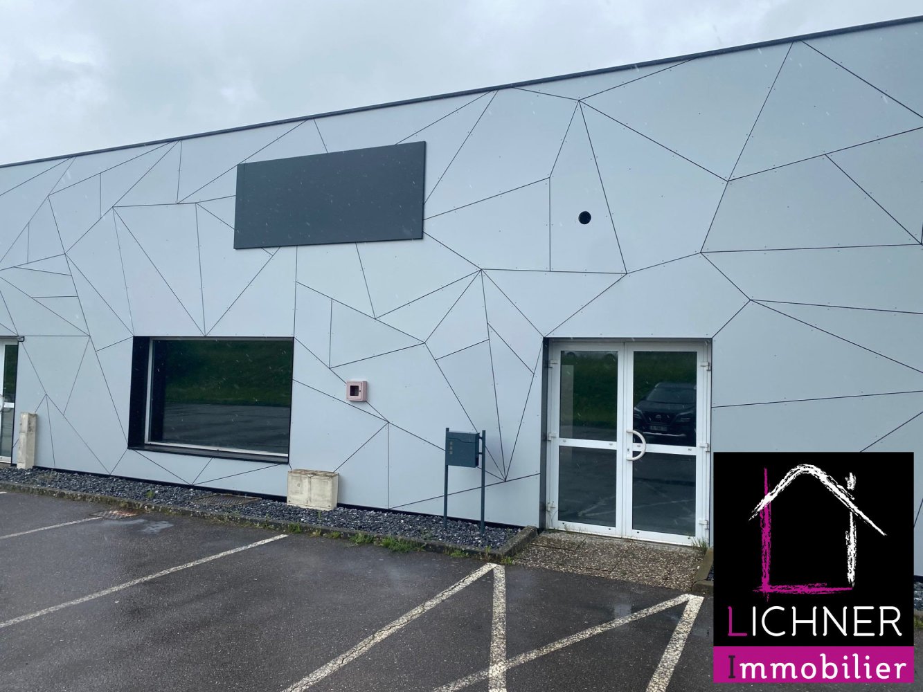 Коммерческая недвижимость 420м² в Вальмон, Франция № 57534