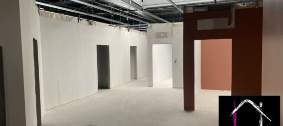 Коммерческая недвижимость 420м² в Вальмон, Франция № 57534 2