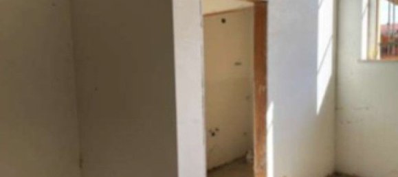 Gewerbliche Immobilie in Loreto Aprutino, Italy 79m², Nr. 312116 5