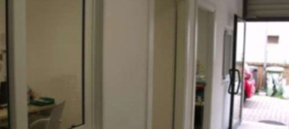 Gewerbliche Immobilie in Loreto Aprutino, Italy 79m², Nr. 312116 4