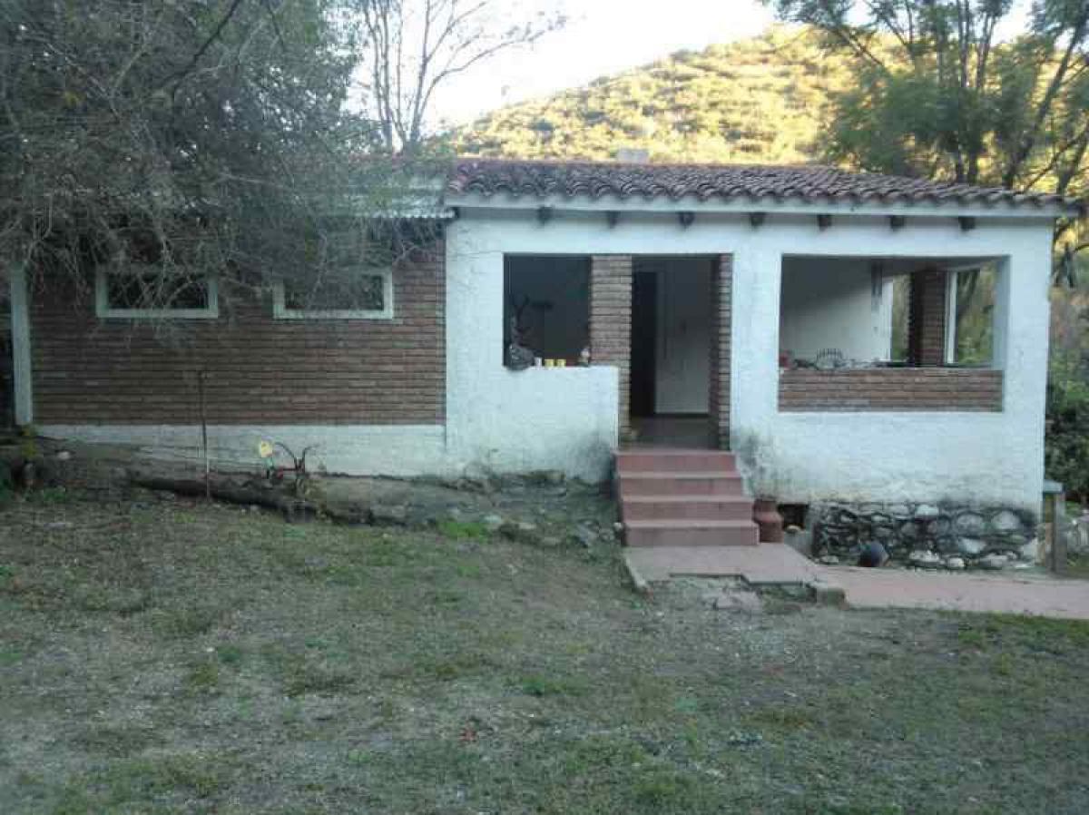 Дом с 3 спальнями в Кордоба, Аргентина № 1388