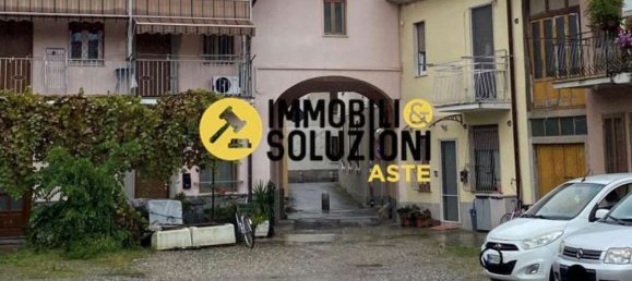 2-salle Appartement à Garbagnate Milanese, Italy No. 182638 22