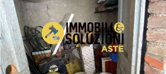 2-salle Appartement à Garbagnate Milanese, Italy No. 182638 32