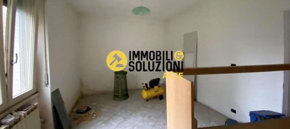 2-salle Appartement à Garbagnate Milanese, Italy No. 182638 28