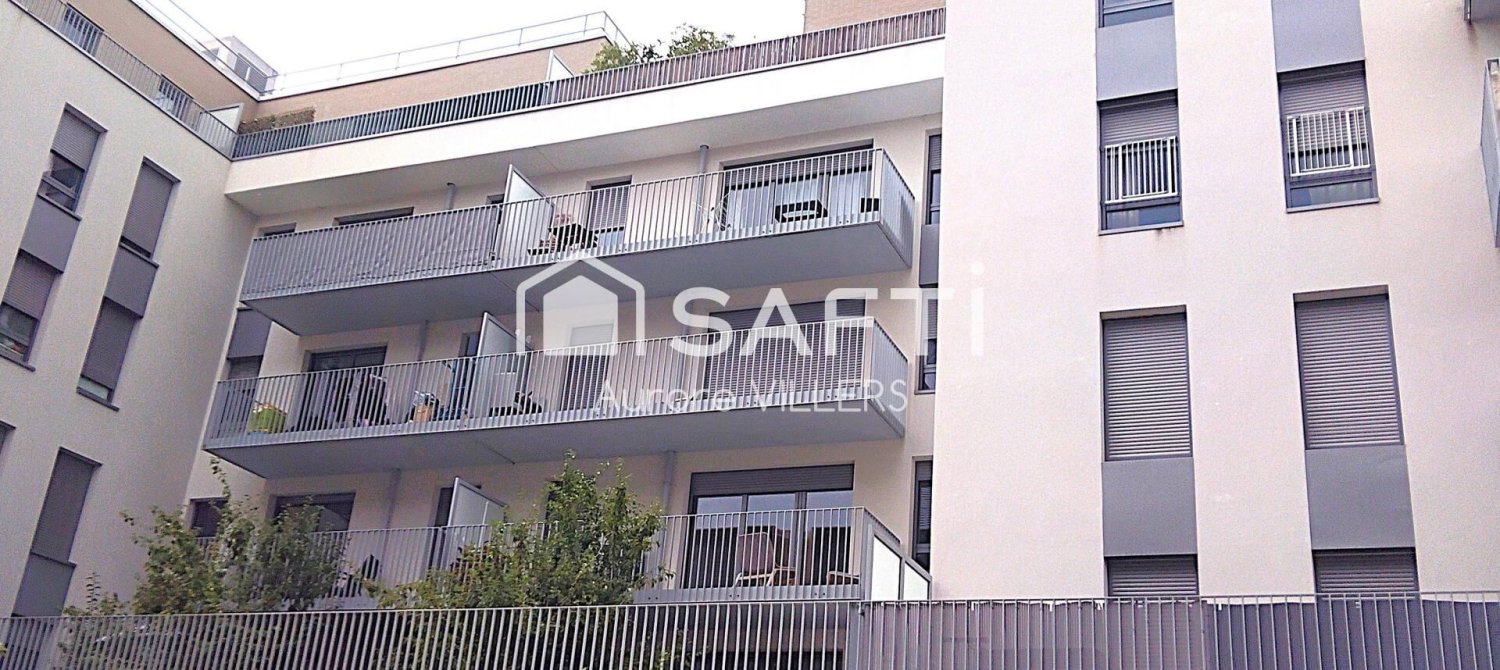 3 bedrooms Apartment in Guyancourt, France No. 288704