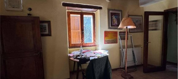 5-salle Appartement à Città di Castello, Italy No. 28185 11