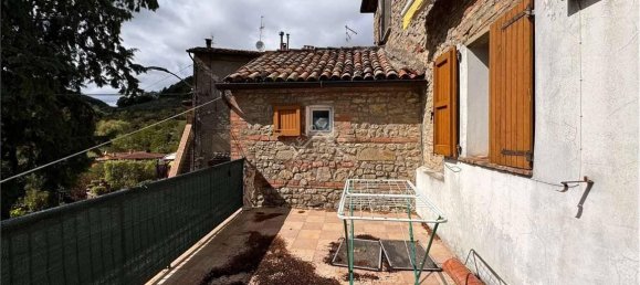 5-salle Appartement à Città di Castello, Italy No. 28185 7