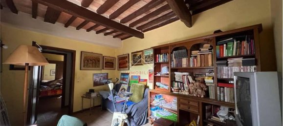 5-salle Appartement à Città di Castello, Italy No. 28185 12
