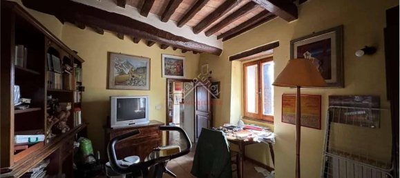5-salle Appartement à Città di Castello, Italy No. 28185 14