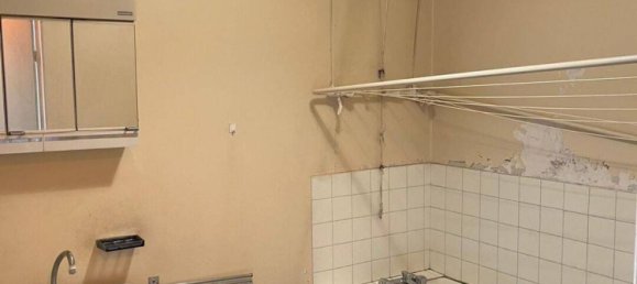 1 bedroom Apartment in Versailles, France No. 329941 8