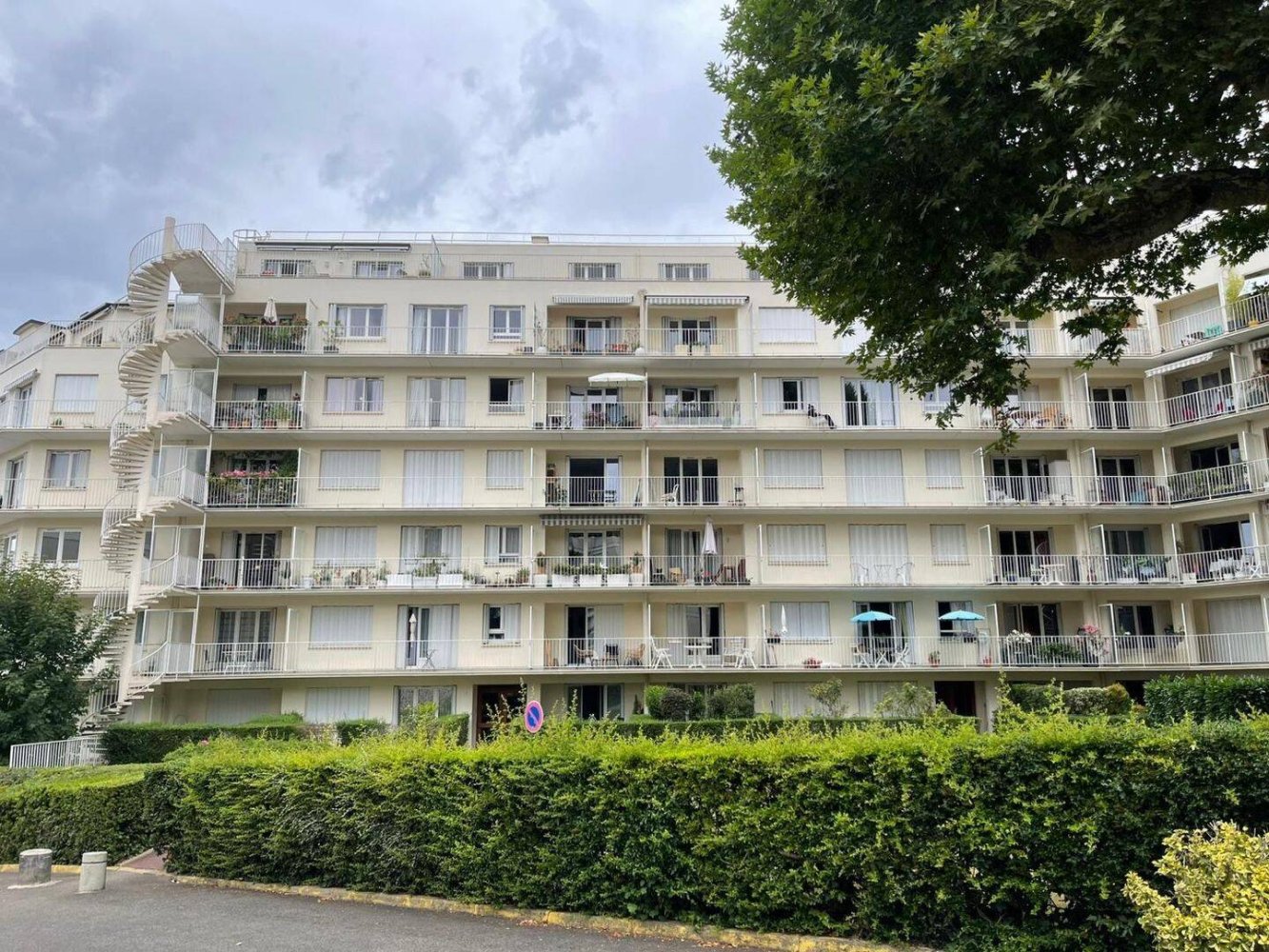 1 bedroom Apartment in Versailles, France No. 329941