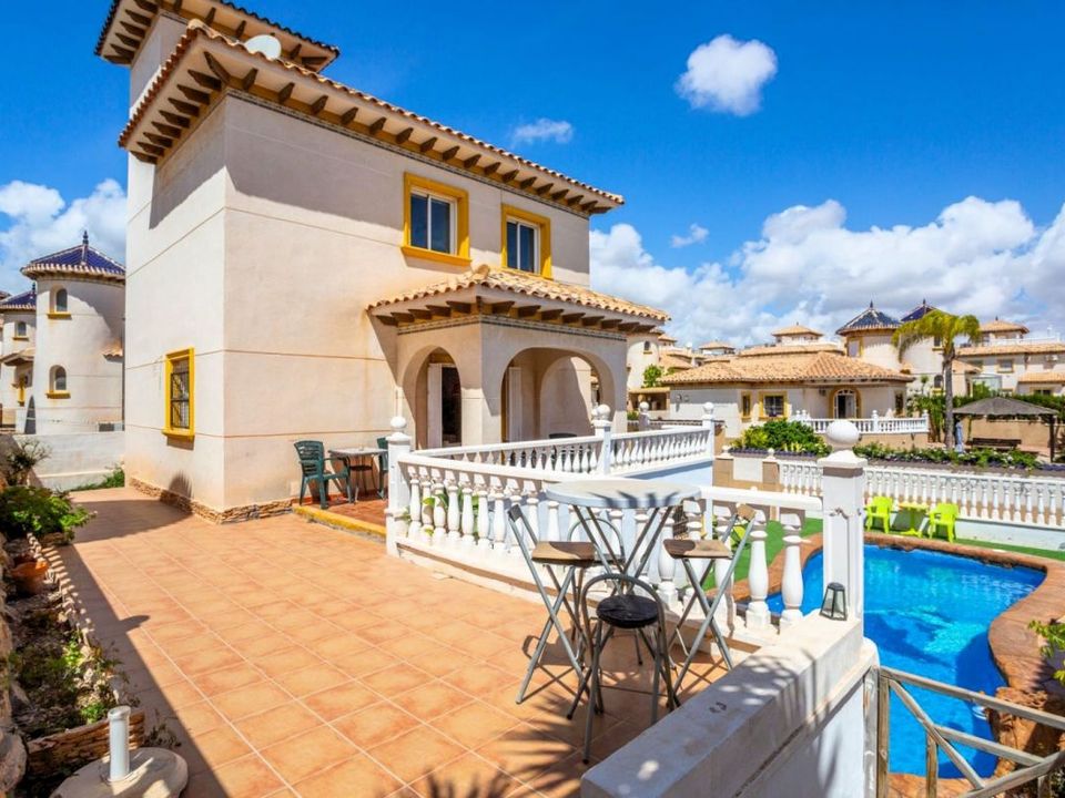 4 bedrooms Apartment in La Zenia, Spain No. 275139