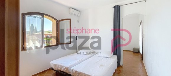 5 bedrooms Villa in Saint-Cyr-sur-Mer, France No. 294951 15