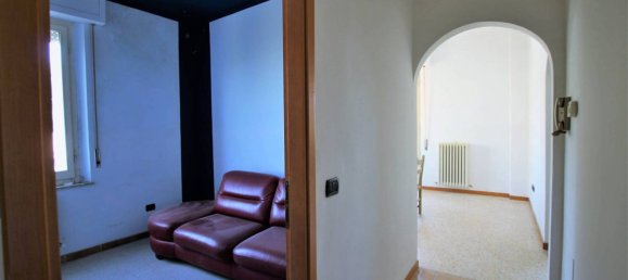 2 Schlafzimmer Wohnung in Fermo, Italy, Nr. 165099 11