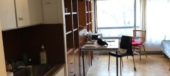 Studio in Paris, France No. 151817 2