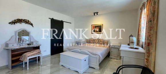 3 bedrooms Penthouse in Marsaxlokk, Malta No. 11112 16