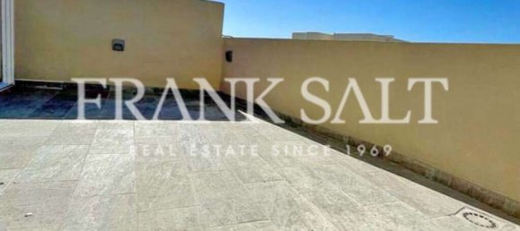 3 bedrooms Penthouse in Marsaxlokk, Malta No. 11112 3