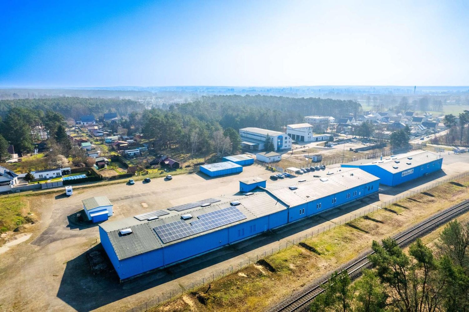 3218m² Warehouse in Potsdam-Mittelmark, Germany No. 84050