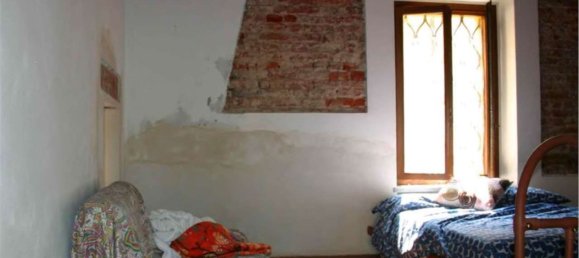 5 rooms Apartment in Vellezzo Bellini, Italy No. 288513 6