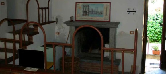 5 rooms Apartment in Vellezzo Bellini, Italy No. 288513 14