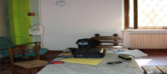 5 rooms Apartment in Vellezzo Bellini, Italy No. 288513 18