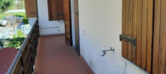 15 rooms Apartment in Marliana, Italy No. 233654 9