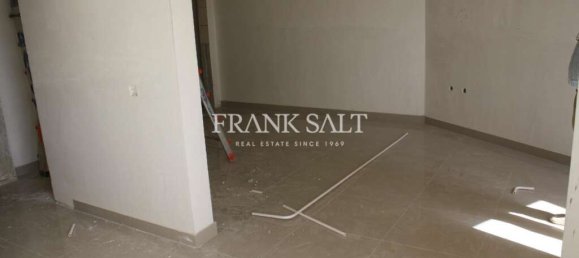 Bureau à Naxxar, Malta 80m² No. 11846 2