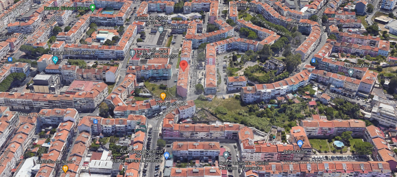 78m² Commercial property in Amadora, Portugal No. 58351 25