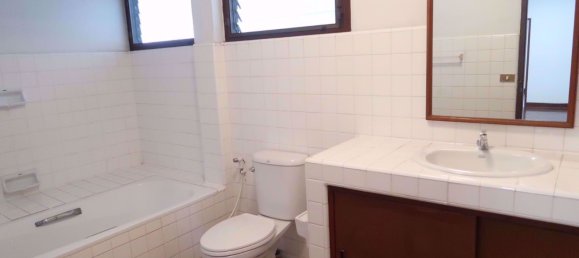 3 bedrooms House in Chatuchak, Thailand No. 10413 4