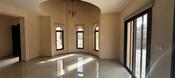 Villa de 3 dormitorios en Paramytha, Cyprus No. 4569 2