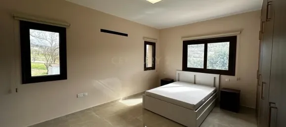 Villa de 3 dormitorios en Paramytha, Cyprus No. 4569 11