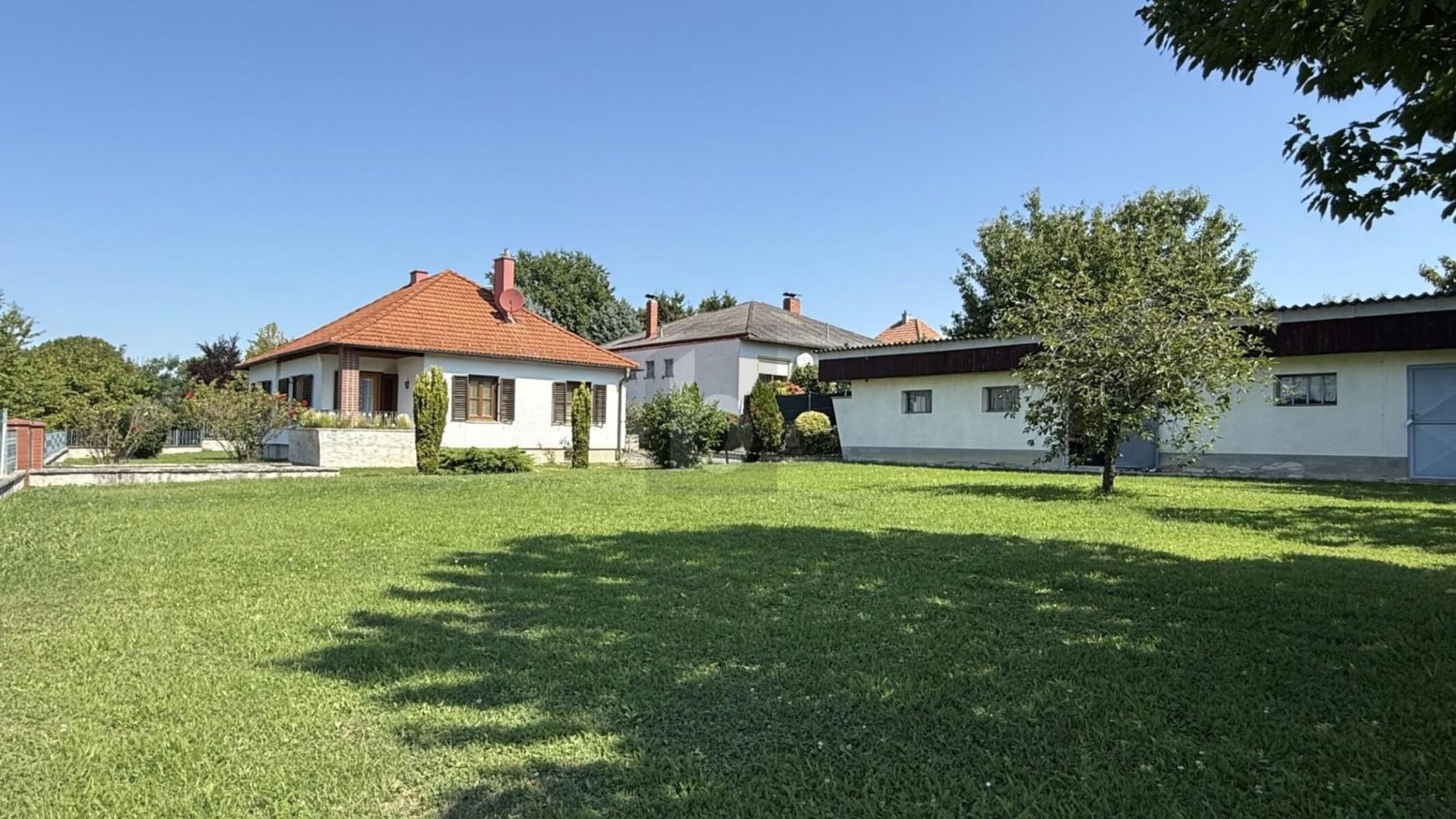 Bungalow de 4 habitaciónes en Grosswarasdorf, Austria No. 228354