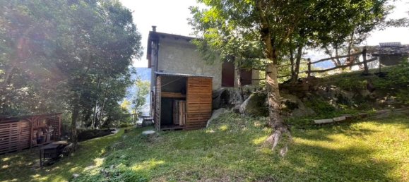 2 bedrooms House in Forcola, Italy No. 295836 5