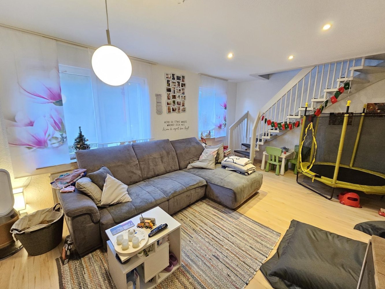 Adosado de 9 habitaciónes en Gotha, Germany No. 201078