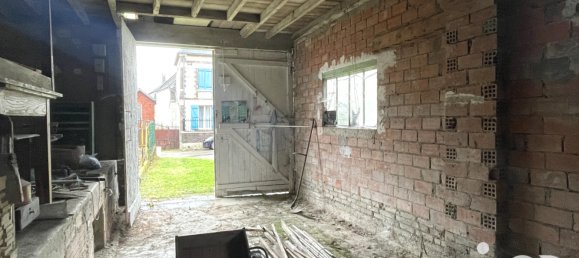 Studio in Auxon, France No. 41269 3