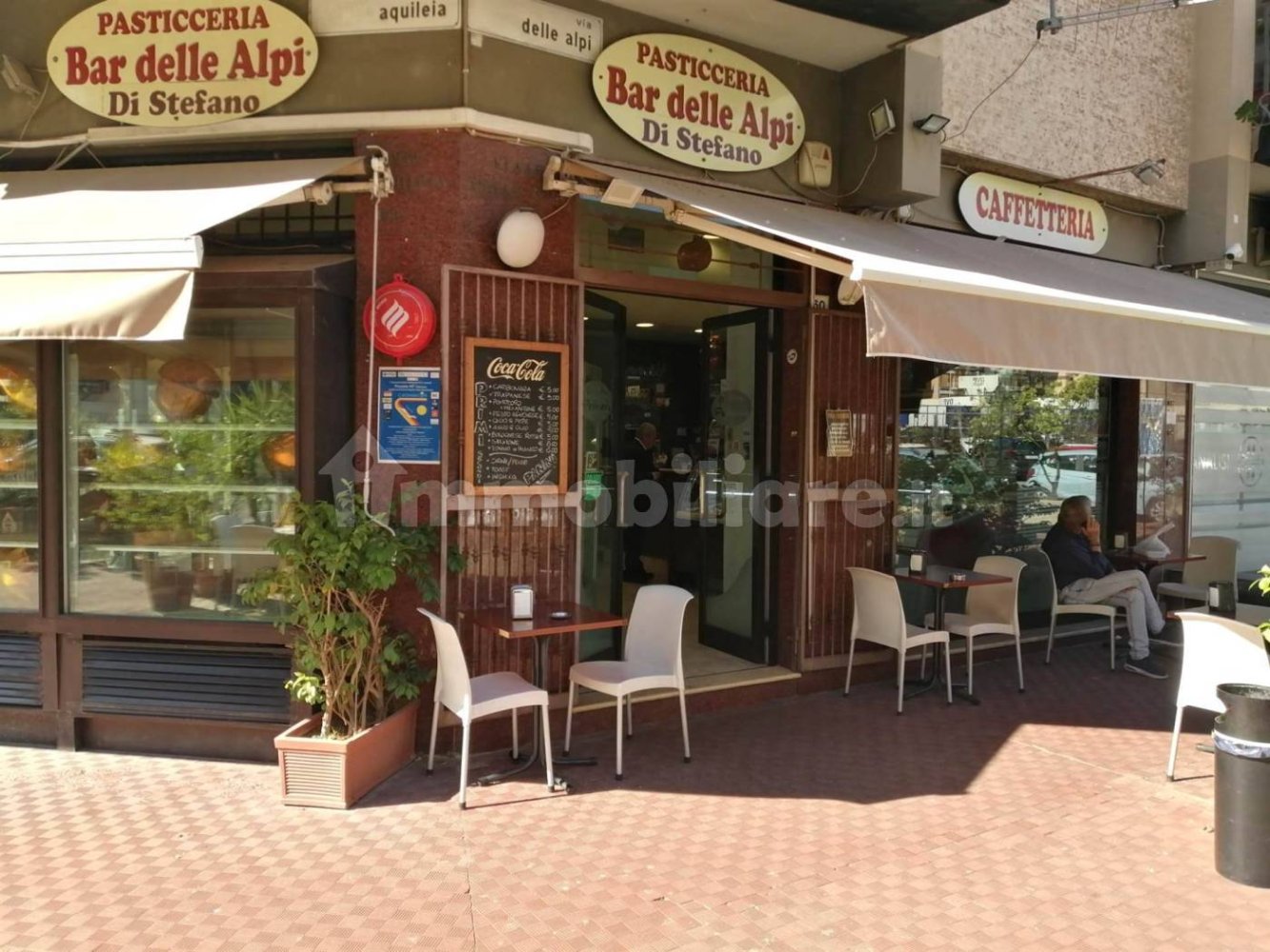 4غرفة عقار تجاري في Palermo, Italy رقم 46461