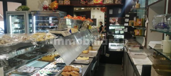 4غرفة عقار تجاري في Palermo, Italy رقم 46461 14