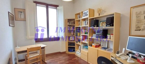 5 bedrooms Apartment in Florence, Italy No. 331263 3