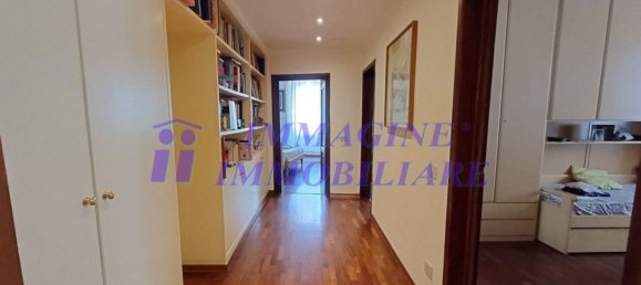 5 bedrooms Apartment in Florence, Italy No. 331263 10