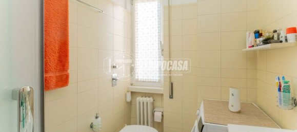 Apartamento de 2 dormitorios en Cinisello Balsamo, Italy No. 330342 18