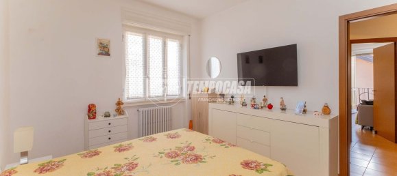 Apartamento de 2 dormitorios en Cinisello Balsamo, Italy No. 330342 14