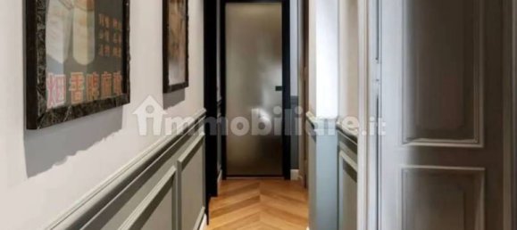 Apartamento T5 em Milan, Italy N.º 341236 2