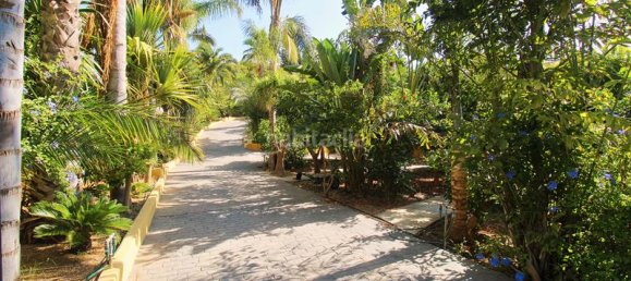 5 Schlafzimmer Villa in Alhaurin de la Torre, Spain, Nr. 140402 21