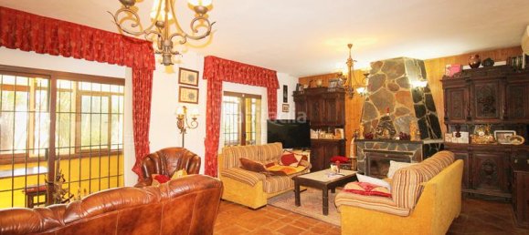 5 Schlafzimmer Villa in Alhaurin de la Torre, Spain, Nr. 140402 36